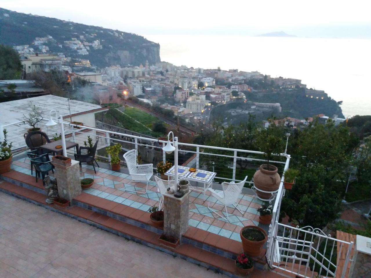 Garden On The Sea Bed & Breakfast Vico Equense Dış mekan fotoğraf